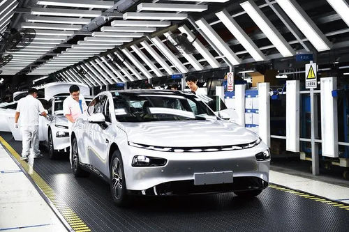 Dernières nouvelles de l'entreprise Applications des alliages de titane dans l'industrie automobile