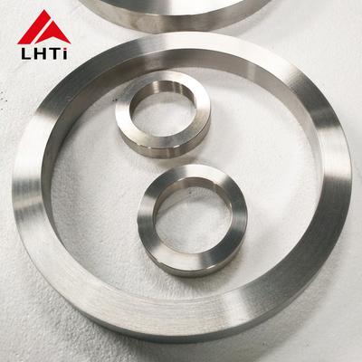 Bon prix Pièce forgéee titanique extérieure lumineuse Ring For Aeronautics ASTM B381 en ligne