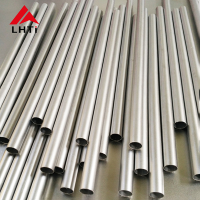 Bon prix Tubes longues en titane poli avec une excellente résistance à la corrosion HV200 dureté en ligne